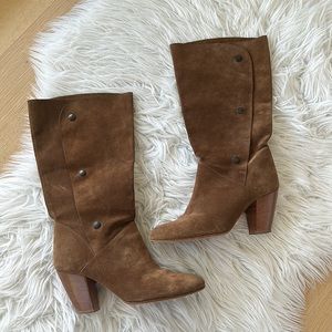 Barney’s New York CO-OP Brown Suede Boots with Buttons Size 37 1/2